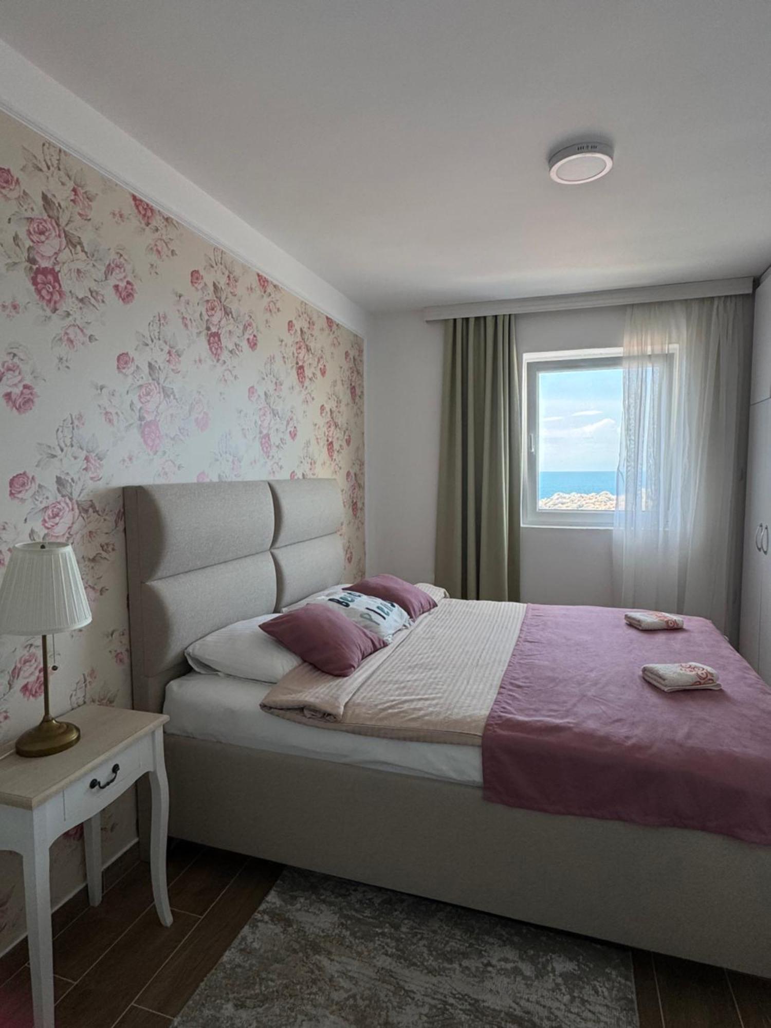 Pine&Sea Beach Retreat Светі-Стефан Екстер'єр фото